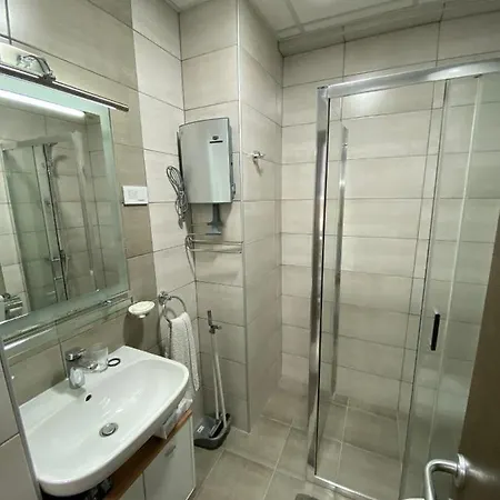 Aqua Panoramic 雅戈丁那