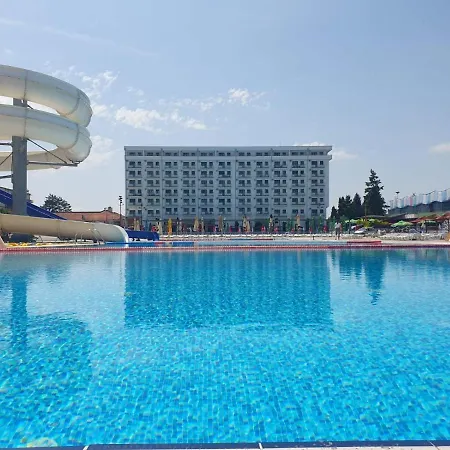 Aqua Panoramic * 雅戈丁那